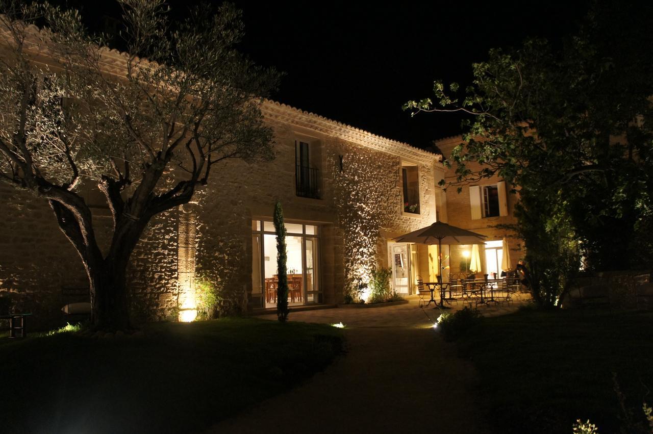 Chambres D'Hotes La Maison De Leonie Collias Bagian luar foto